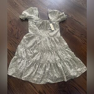 Francesca's Collections Floral Green Dress